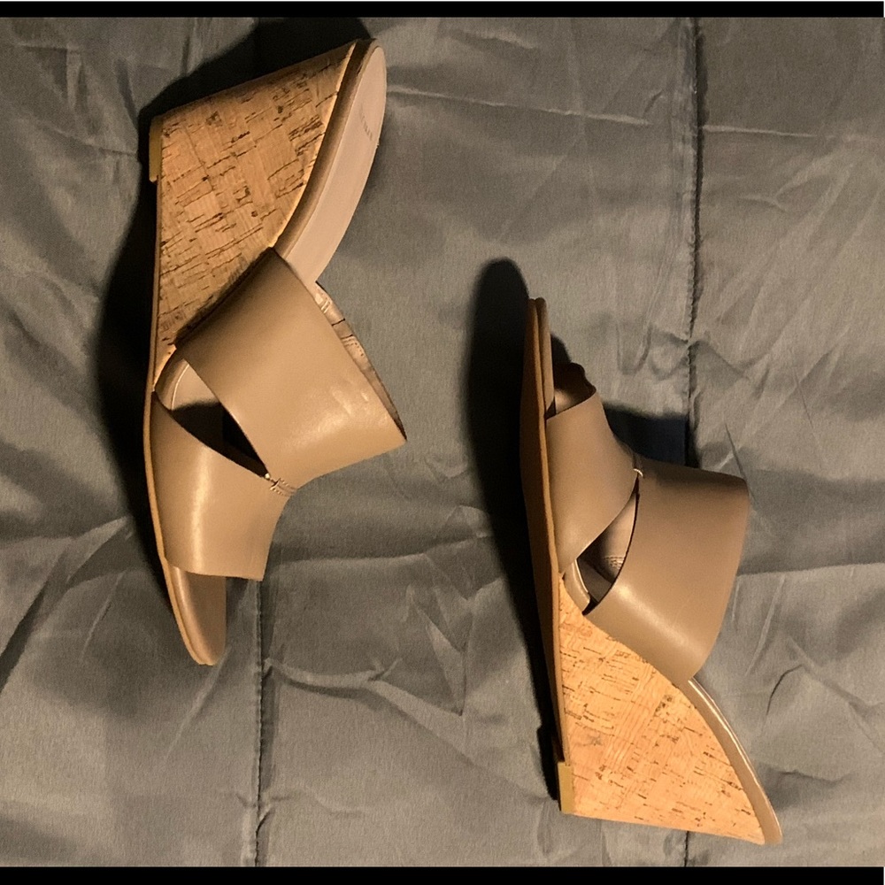 Cole Haan slides, sexy wedges 🌷💕